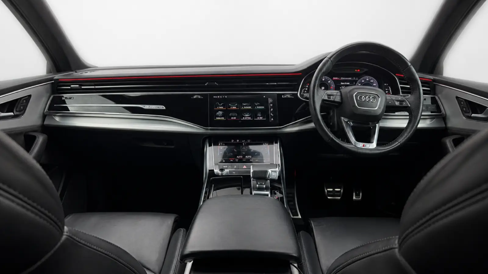Audi Q7 front cabin, dashboard and twin digital displays